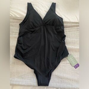 NWT H&M maternity swimsuit